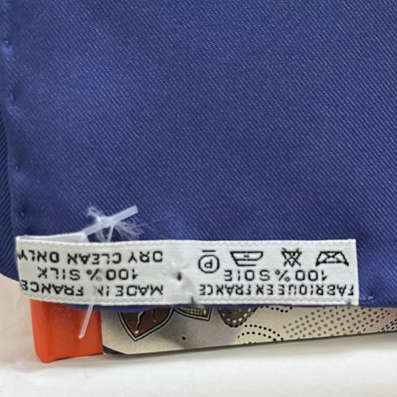 Hermes “Voiles de Lumiere” Silk Scarf NEW - Picture 4 of 4